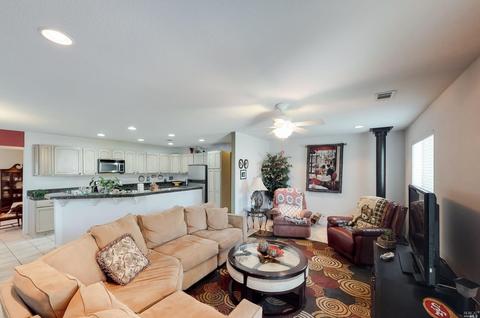 3592 Thompson Ct, Fairfield, CA 94534 photo 8