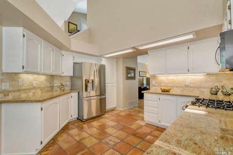 709 Daffodil Dr, Benicia, CA 94510 photo 8