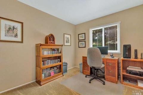 709 Daffodil Dr, Benicia, CA 94510 photo 13