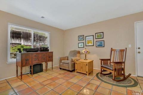 709 Daffodil Dr, Benicia, CA 94510 photo 11