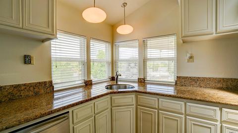 2800 Iris Ct, Fairfield, CA 94533 photo 7