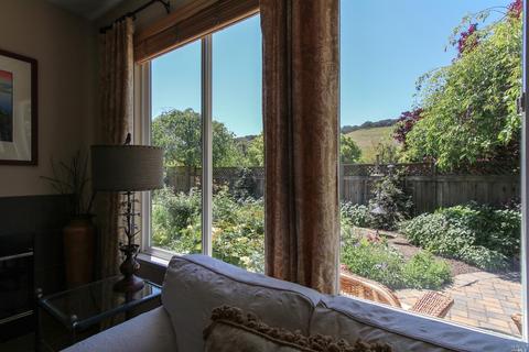266 Windsor Dr, Petaluma, CA 94952 photo 7