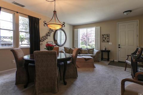 266 Windsor Dr, Petaluma, CA 94952 photo 2