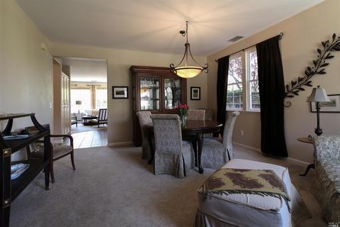 266 Windsor Dr, Petaluma, CA 94952 photo 3