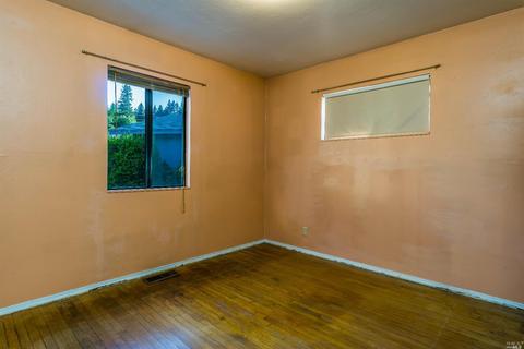 75 Brookside Dr, Willits, CA 95490 photo 9