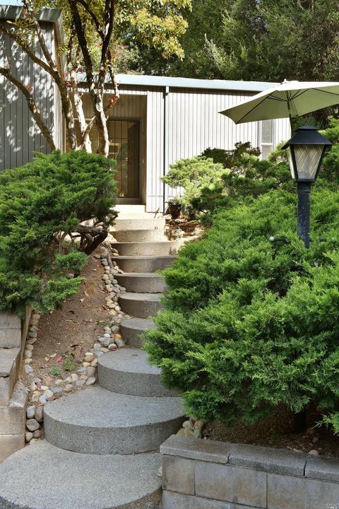 902 Benjamin Way, Healdsburg, CA 95448 photo 3