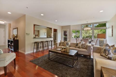 1 Creekside Ct, Corte Madera, CA 94925 photo 1