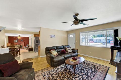 213 Rosa Ave, Winters, CA 95694 photo 9