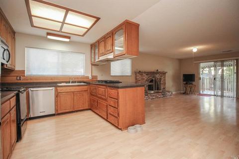 249 Holly Dr, Fairfield, CA 94533 photo 10
