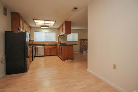 249 Holly Dr, Fairfield, CA 94533 photo 7