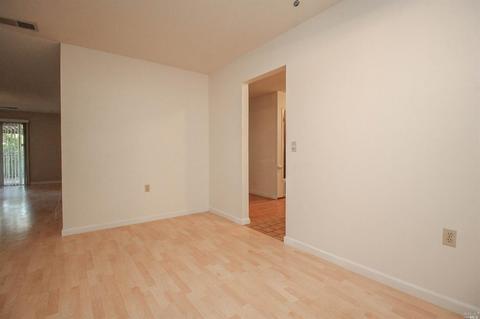 249 Holly Dr, Fairfield, CA 94533 photo 9
