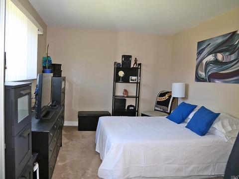 1012 Flicker Ln, Fairfield, CA 94533 photo 15