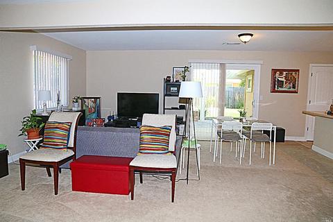 1012 Flicker Ln, Fairfield, CA 94533 photo 6