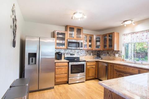 2853 Howe Ct, Fairfield, CA 94534 photo 9