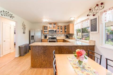 2853 Howe Ct, Fairfield, CA 94534 photo 10