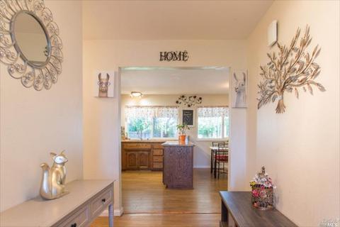 2853 Howe Ct, Fairfield, CA 94534 photo 4