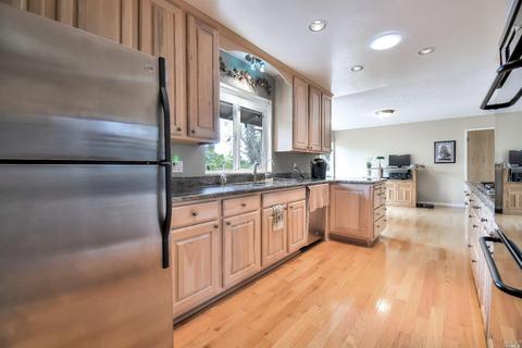 554 King Rd, Petaluma, CA 94952 photo 11