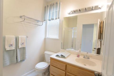 350 Winemaker Way, Windsor, CA 95492 photo 17
