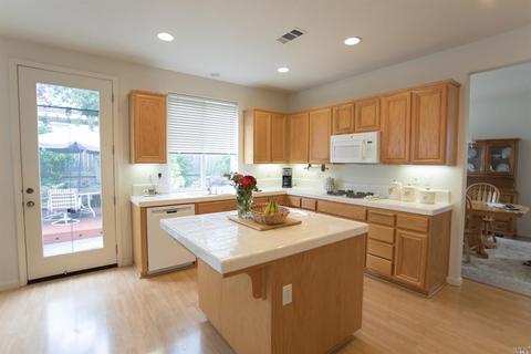 350 Winemaker Way, Windsor, CA 95492 photo 11