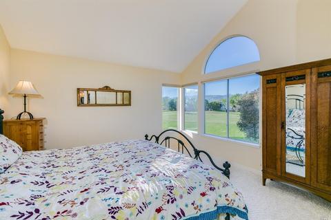 8 Arrowhead Ct, Petaluma, CA 94954 photo 15