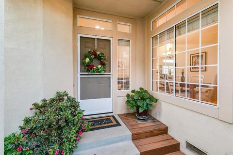 8 Arrowhead Ct, Petaluma, CA 94954 photo 2