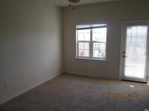 300 Locust Dr #34, Vallejo, CA 94591 photo 8