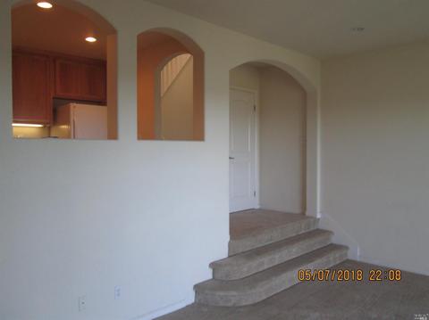 300 Locust Dr #34, Vallejo, CA 94591 photo 5