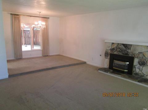 819 Brentwood Ave, Vallejo, CA 94591 photo 2