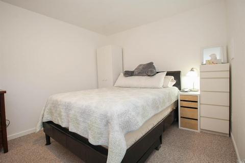 460 Gillcrest Ave, Vallejo, CA 94591 photo 36