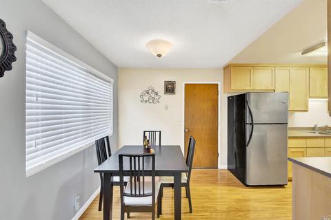 290 Cascade Dr, Vacaville, CA 95687 photo 13