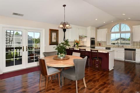 9490 Vinecrest Rd, Windsor, CA 95492 photo 5