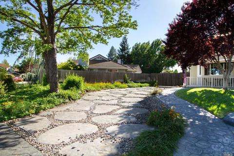 1615 Gill Dr, Dixon, CA 95620 photo 4