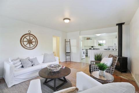 270 E Watmaugh Rd, Sonoma, CA 95476 photo 2