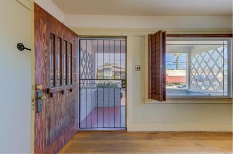 1614 Sutter St, Vallejo, CA 94590 photo 5