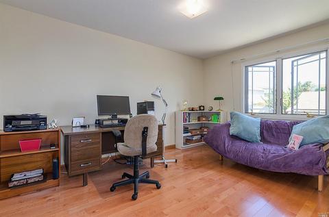 435 Ofarrell Dr, Benicia, CA 94510 photo 17