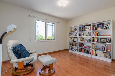 435 Ofarrell Dr, Benicia, CA 94510 photo 18
