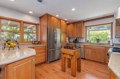 435 Ofarrell Dr, Benicia, CA 94510 photo 14