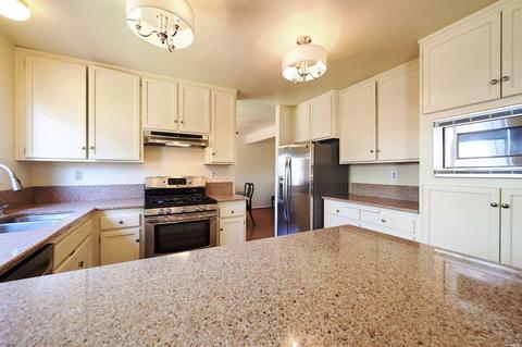 377 Wilson Ln, Windsor, CA 95492 photo 12