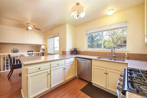 377 Wilson Ln, Windsor, CA 95492 photo 1