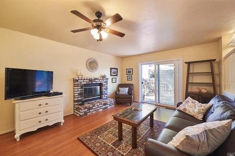 377 Wilson Ln, Windsor, CA 95492 photo 17