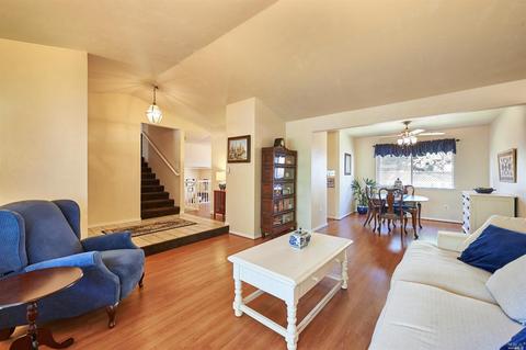 377 Wilson Ln, Windsor, CA 95492 photo 9
