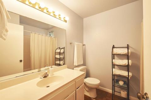 377 Wilson Ln, Windsor, CA 95492 photo 24