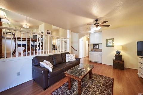 377 Wilson Ln, Windsor, CA 95492 photo 18