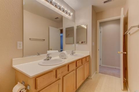 4313 Trinity Meadows Ln, Fairfield, CA 94534 photo 25
