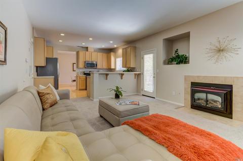 4313 Trinity Meadows Ln, Fairfield, CA 94534 photo 3