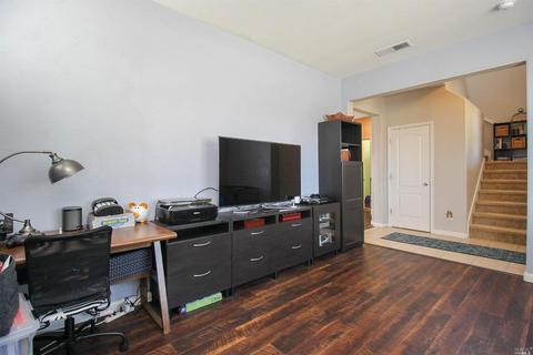 1533 Bailey Dr, Fairfield, CA 94534 photo 13