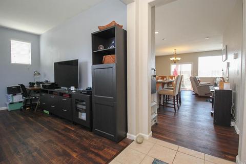 1533 Bailey Dr, Fairfield, CA 94534 photo 8