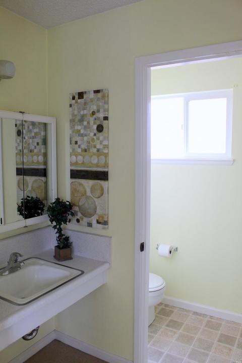 1404 Sarkesian Dr, Petaluma, CA 94954 photo 9