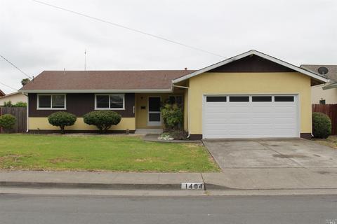 1404 Sarkesian Dr, Petaluma, CA 94954 photo 1
