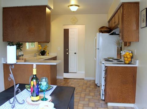 1404 Sarkesian Dr, Petaluma, CA 94954 photo 5